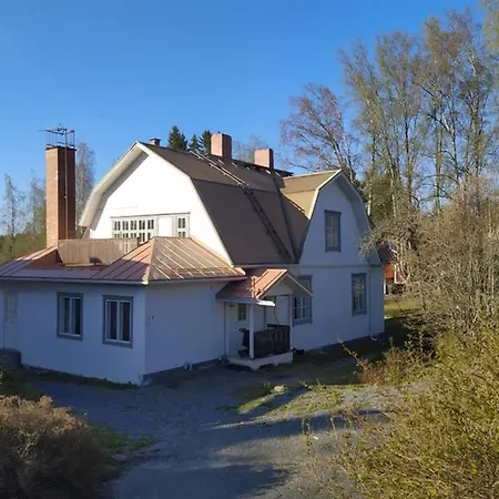 Huoneisto Kylaidyllia Karkussa *